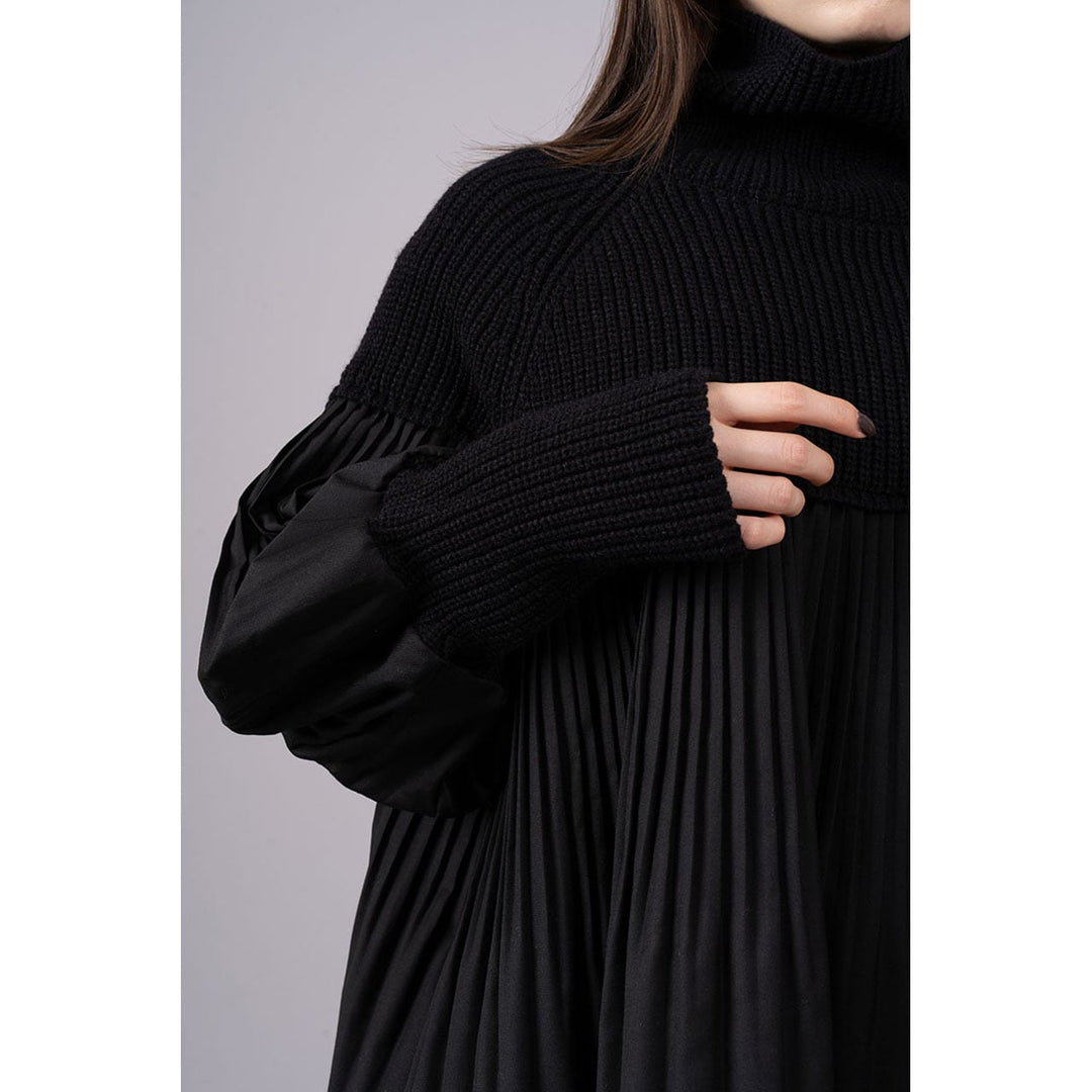 Pleats Docking Volume Knit